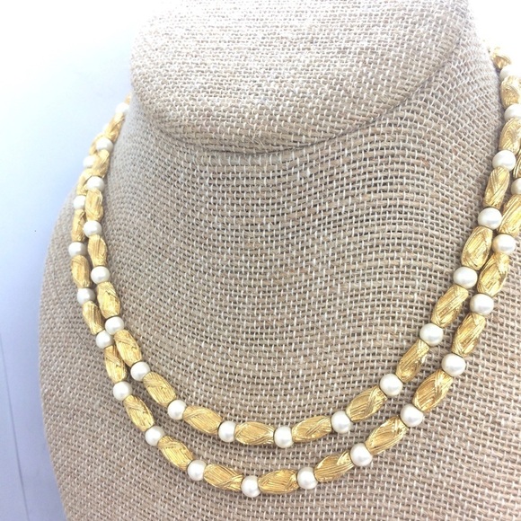 VINTAGE MID CENTURY MODERN MCM NECKLACE BRUSHED GOLD TONE PEARL DOUBLE STRAND - Picture 2 of 16